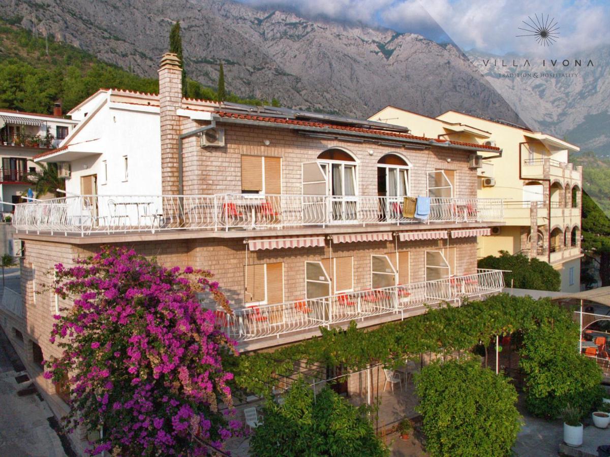 Bed And Breakfast Ivona Baska Voda Bagian luar foto