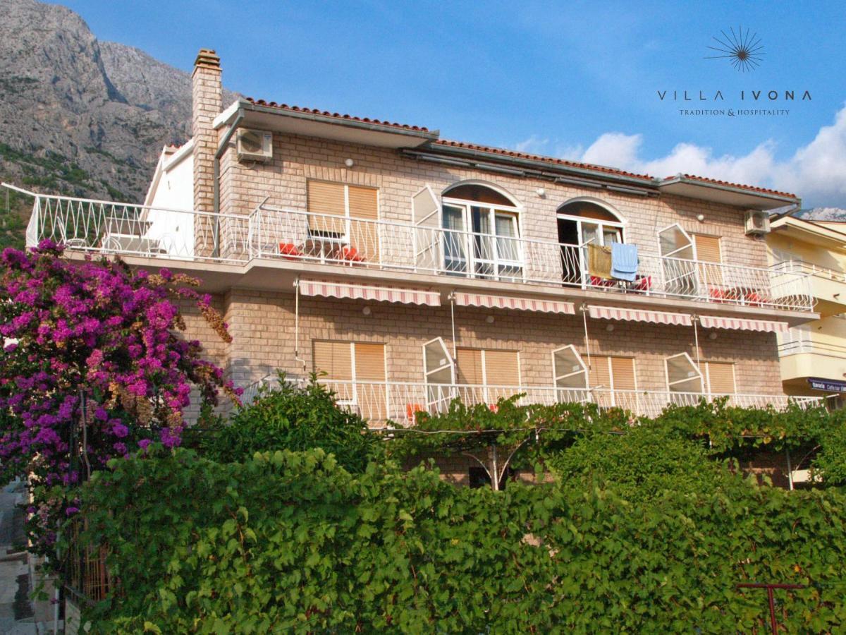 Bed And Breakfast Ivona Baska Voda Bagian luar foto